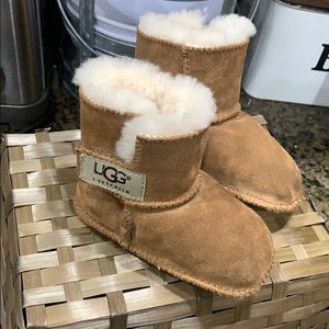 Size S uggs baby